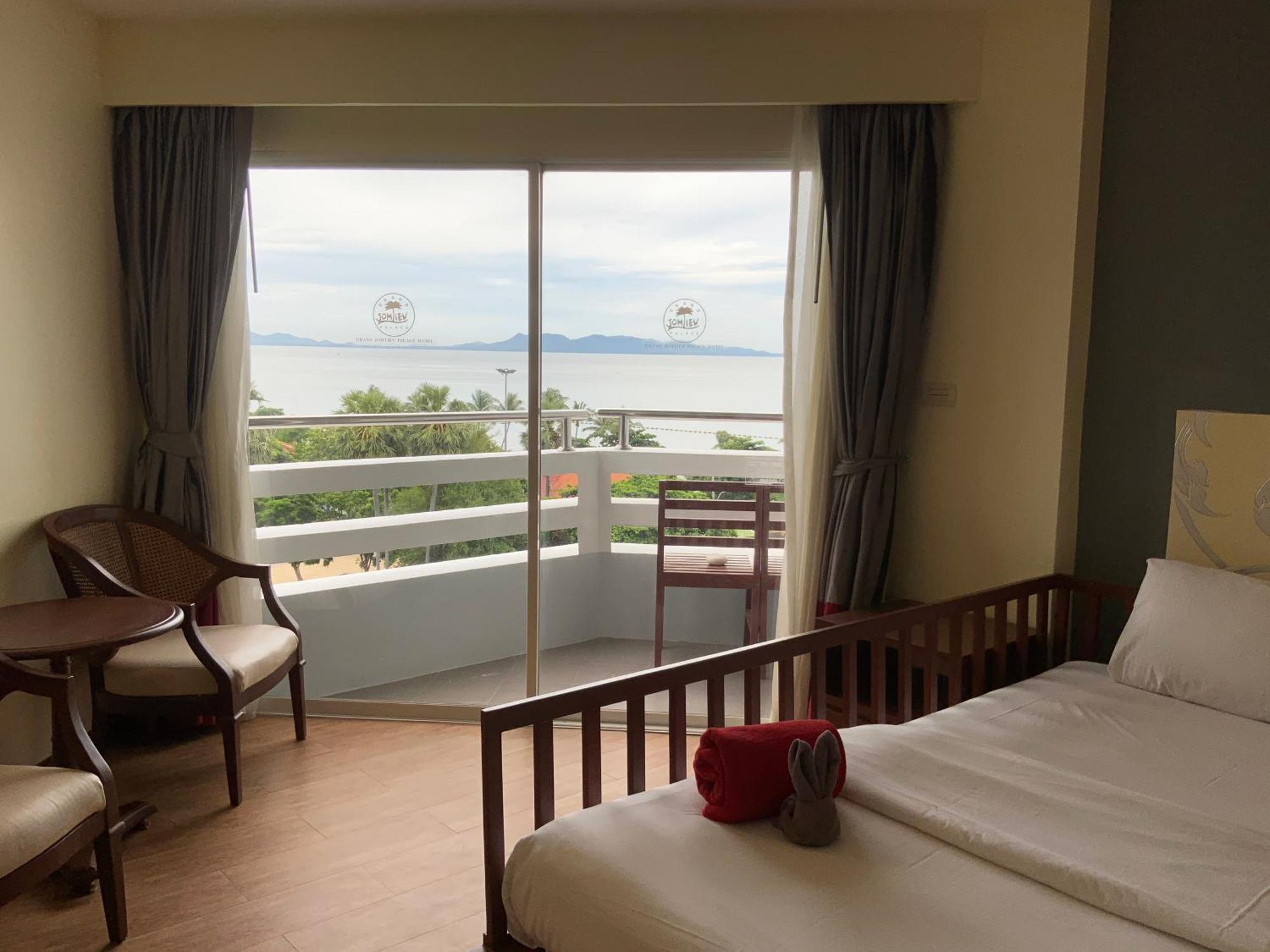 Grand Jomtien Palace Hotel - Sha Extra Plus Eksteriør bilde